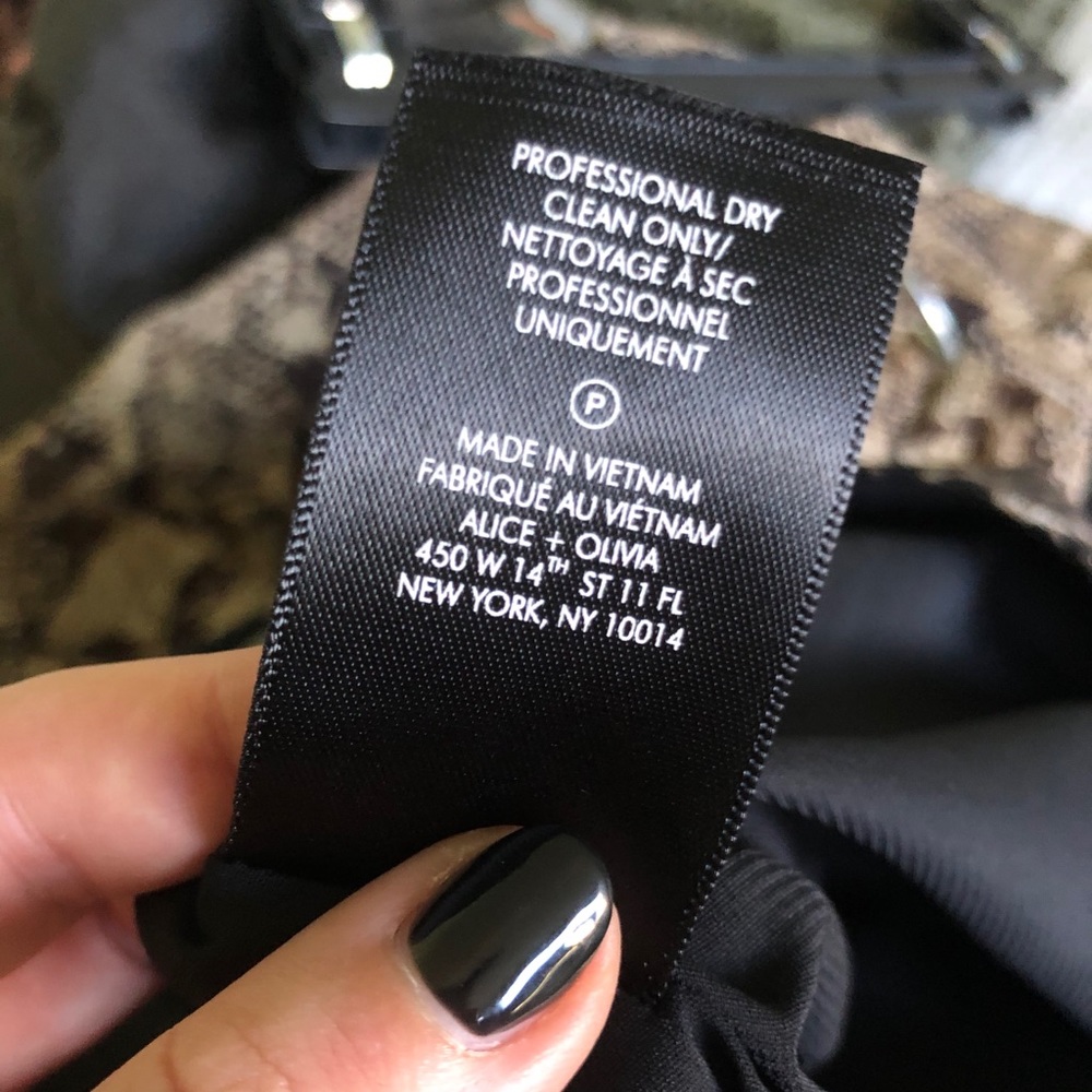 COPY - Alice + Olivia Leopard Mini Skirt - Picture 6 of 7